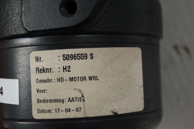 Jungheinrich 26906940 | Stuur motor Steering motor WRL reachtruck till year 2003 Stuur motor Steering motor WRL reachtruck till year 2003 - Хидравличен мотор за Подемно-транспортна техника: снимка 3 Jungheinrich 26906940 | Stuur motor Steering motor WRL reachtruck till year 2003 Stuur motor Steering motor WRL reachtruck till year 2003 - Хидравличен мотор за Подемно-транспортна техника: снимка 3