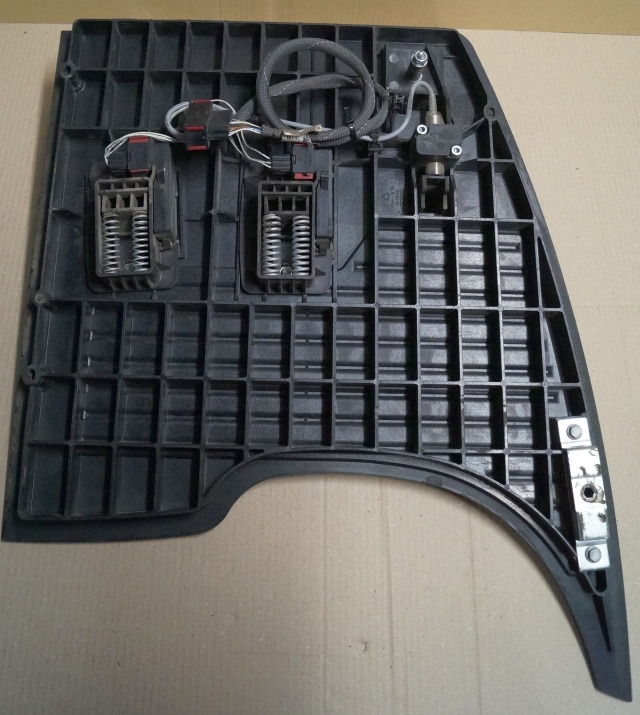 Jungheinrich 51189782 | Vloerplaat Floorplate ETV from Year 2011 Driving pedal 5 Vloerplaat Floorplate ETV from Year 2011 Driving pedal 51443197 Brake pedal 51198398 Kill switch 51188550 kabel 51178968 - Рама/ Шаси за Подемно-транспортна техника: снимка 2 Jungheinrich 51189782 | Vloerplaat Floorplate ETV from Year 2011 Driving pedal 5 Vloerplaat Floorplate ETV from Year 2011 Driving pedal 51443197 Brake pedal 51198398 Kill switch 51188550 kabel 51178968 - Рама/ Шаси за Подемно-транспортна техника: снимка 2