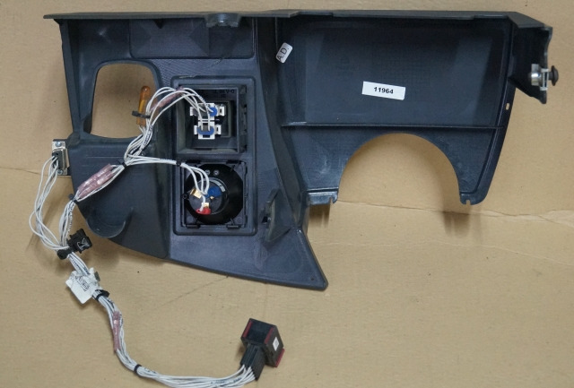 Jungheinrich 51212750 | Dashboard including ignition switch and LED battery indi - Табло за Подемно-транспортна техника: снимка 2 Jungheinrich 51212750 | Dashboard including ignition switch and LED battery indi - Табло за Подемно-транспортна техника: снимка 2