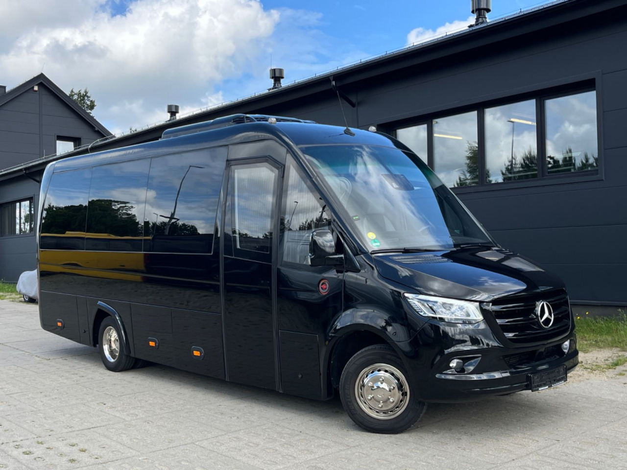 Mercedes-Benz Sprinter 519/ 3.0 V6 / LUXURY Tourist Bus - Туристически автобус: снимка 2 Mercedes-Benz Sprinter 519/ 3.0 V6 / LUXURY Tourist Bus - Туристически автобус: снимка 2