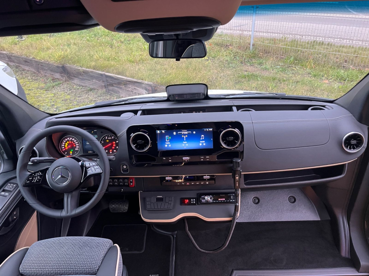 Микробус, Пътнически бус Mercedes-Benz Sprinter 519 AWD 4x4 TOURIST  / 21 to 24 Seats: снимка 22