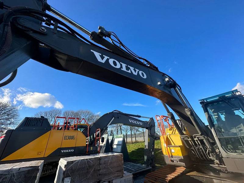 Volvo ECR 235 EL - Верижен багер: снимка 5 Volvo ECR 235 EL - Верижен багер: снимка 5