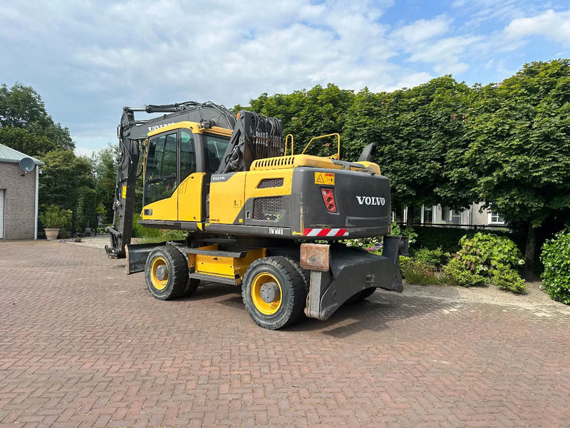 Volvo EW160 D - Колесен багер: снимка 2 Volvo EW160 D - Колесен багер: снимка 2