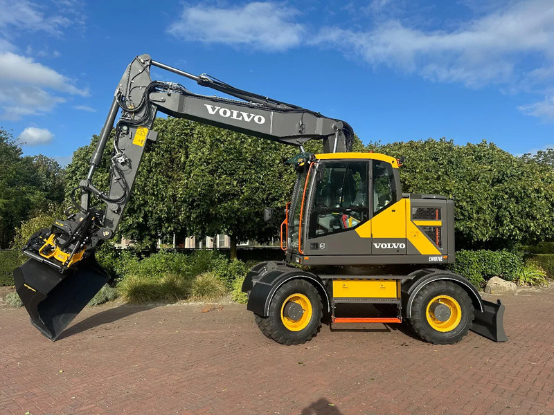 Volvo EWR170 E - Engcon EC319 DC3 - UNUSED - Колесен багер: снимка 1 Volvo EWR170 E - Engcon EC319 DC3 - UNUSED - Колесен багер: снимка 1
