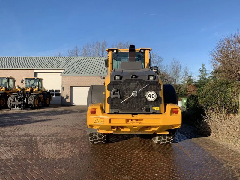 Volvo L120 H - Колесен товарач: снимка 3 Volvo L120 H - Колесен товарач: снимка 3