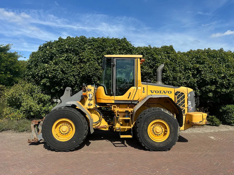Volvo L70 F - Колесен товарач: снимка 1 Volvo L70 F - Колесен товарач: снимка 1
