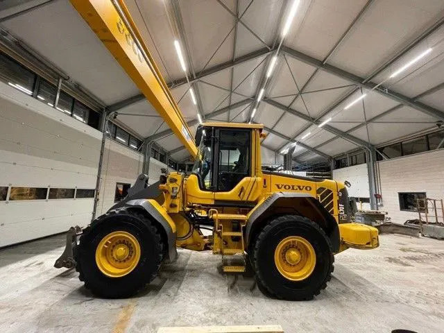 Volvo L70 F - Колесен товарач: снимка 1 Volvo L70 F - Колесен товарач: снимка 1