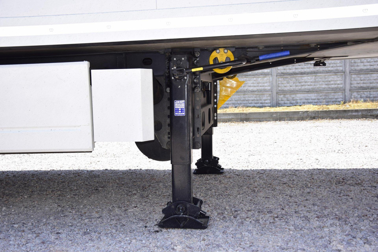 Рефрижератор полуремарке Krone SDR Double Deck Cool Liner FP45 ThermoKing SLXi 300 Lifting Axle: снимка 13