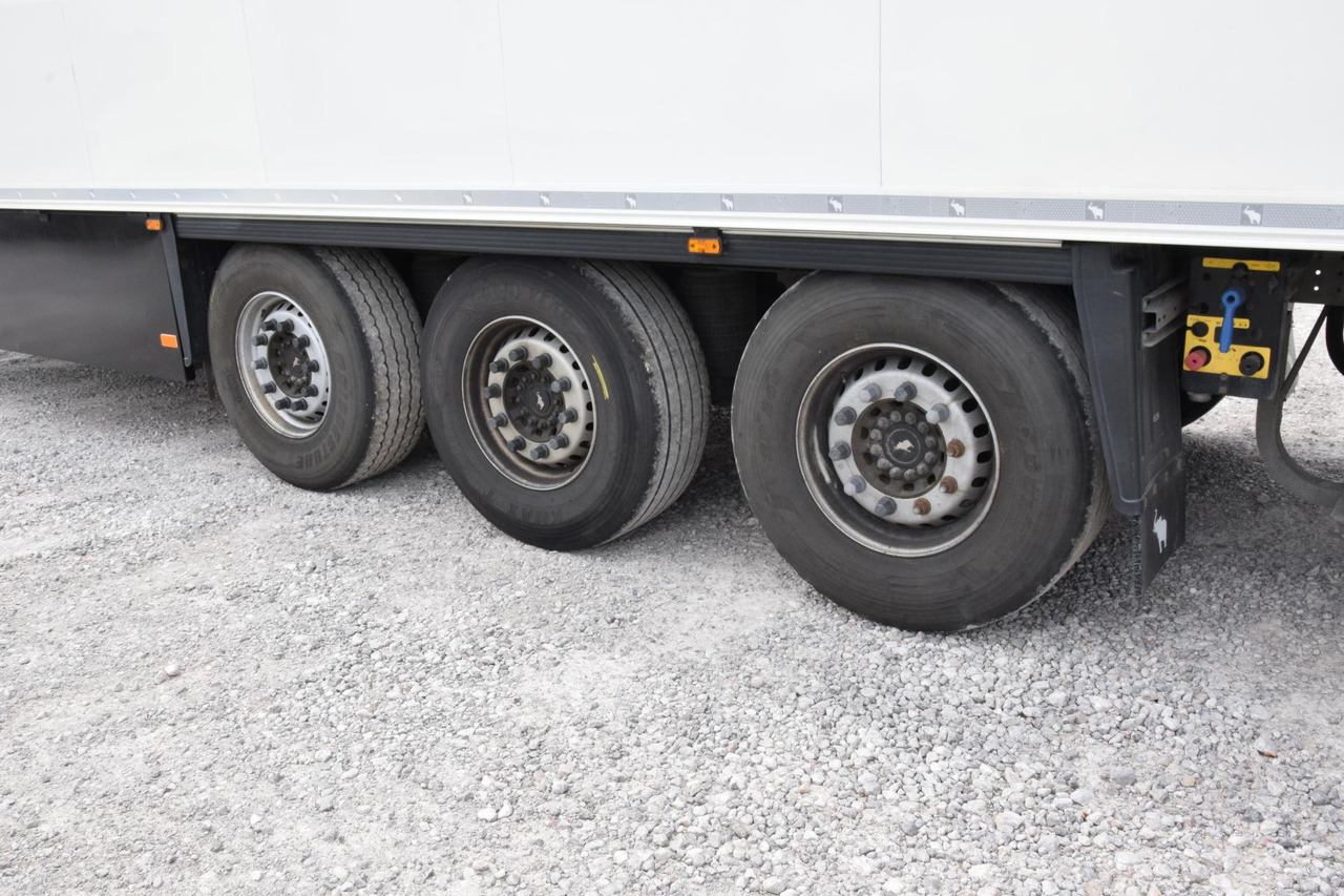 Рефрижератор полуремарке Schmitz Cargobull SKO Double Deck FP 60 ThermoKing SLXi 300: снимка 11