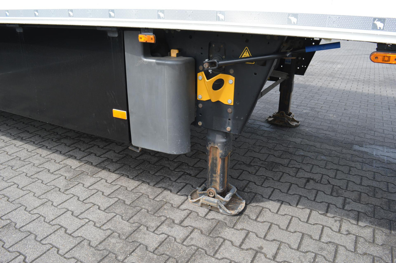 Schmitz Cargobull SKO FP 45 ThermoKing SLXi 300 - Рефрижератор полуремарке: снимка 4 Schmitz Cargobull SKO FP 45 ThermoKing SLXi 300 - Рефрижератор полуремарке: снимка 4