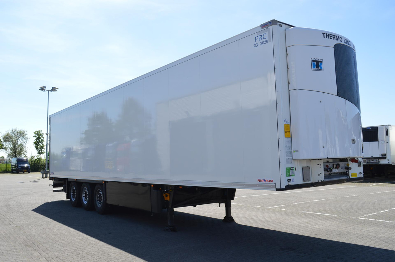 Schmitz Cargobull SKO FP 45 ThermoKing SLXi 300 - Рефрижератор полуремарке: снимка 2 Schmitz Cargobull SKO FP 45 ThermoKing SLXi 300 - Рефрижератор полуремарке: снимка 2