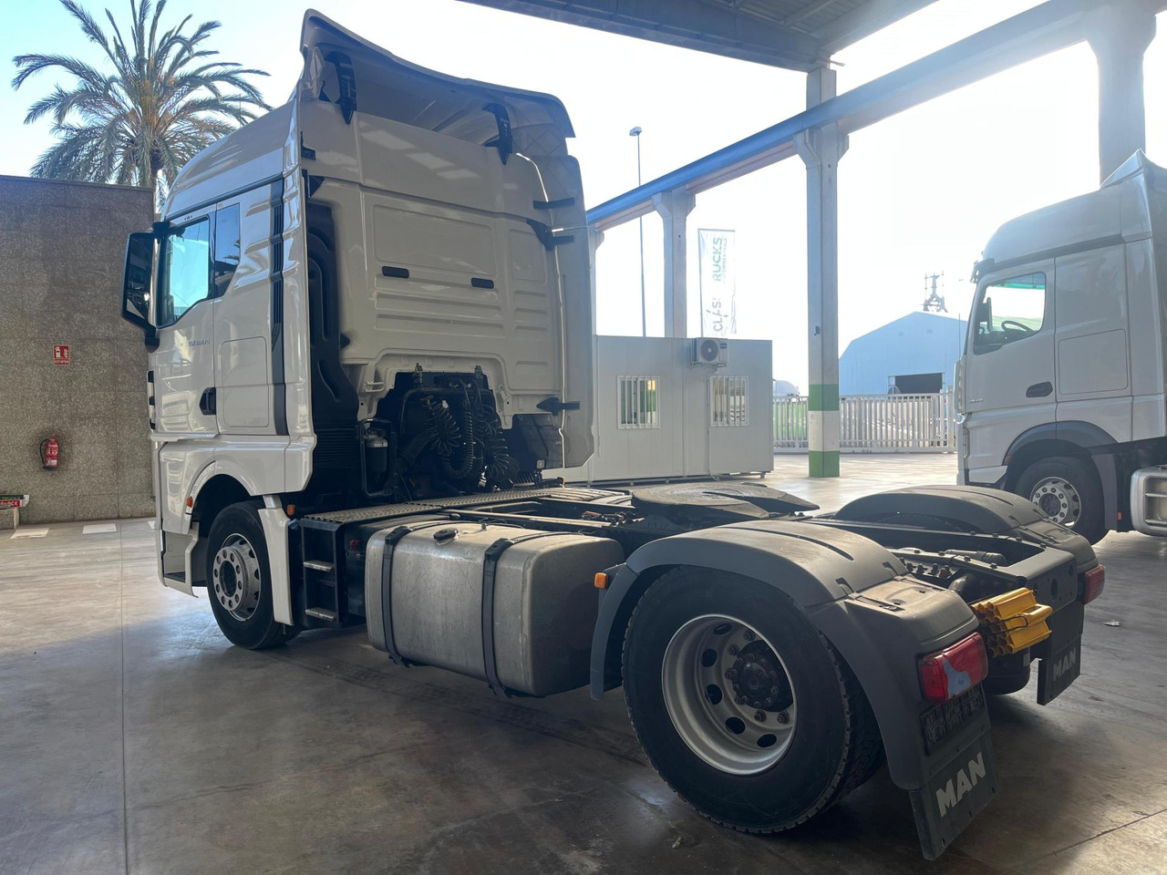 MAN TGX 18.470 GM Retarder - Влекач: снимка 4 MAN TGX 18.470 GM Retarder - Влекач: снимка 4