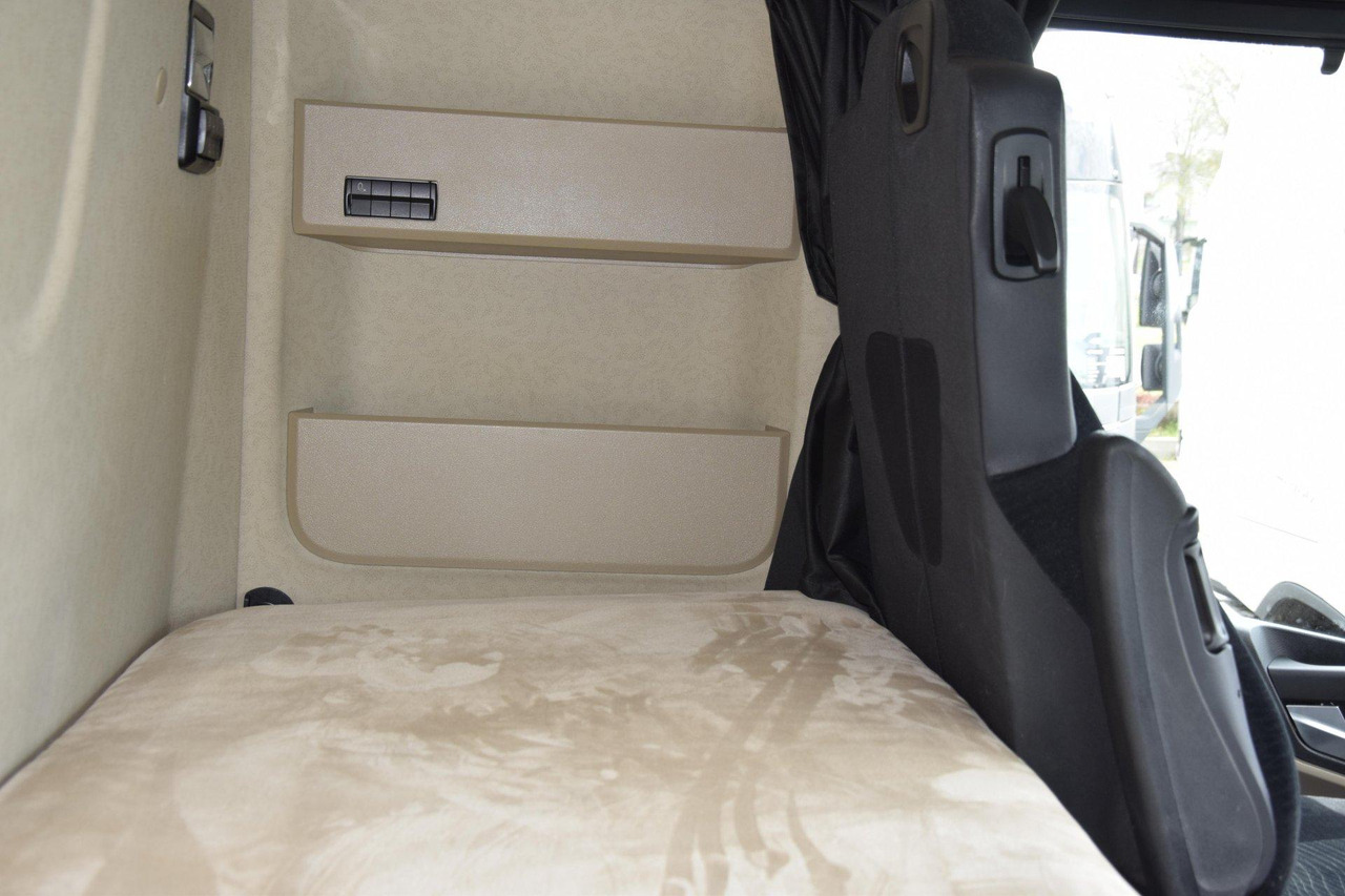 Влекач Mercedes-Benz Actros 5 1845 BigSpace: снимка 12