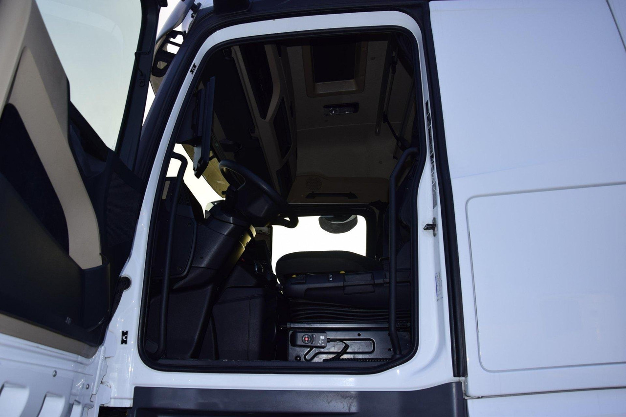 Влекач Mercedes-Benz Actros 5 1845 BigSpace: снимка 8