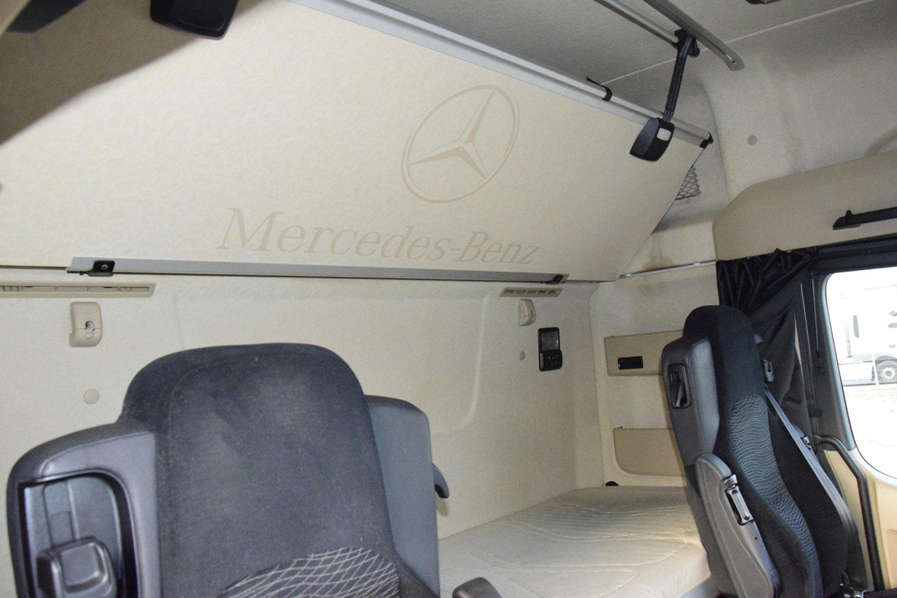 Влекач Mercedes-Benz Actros 5 1845 BigSpace: снимка 13