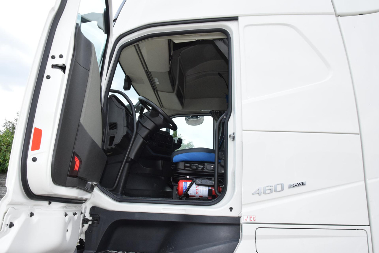 Влекач Volvo FH 460 Globetrotter XL i-Save Side Skirts: снимка 8