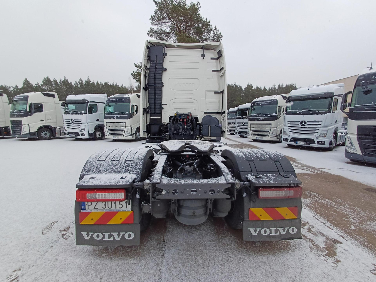 Volvo FH 500 Globetrotter XL - Влекач: снимка 4 Volvo FH 500 Globetrotter XL - Влекач: снимка 4
