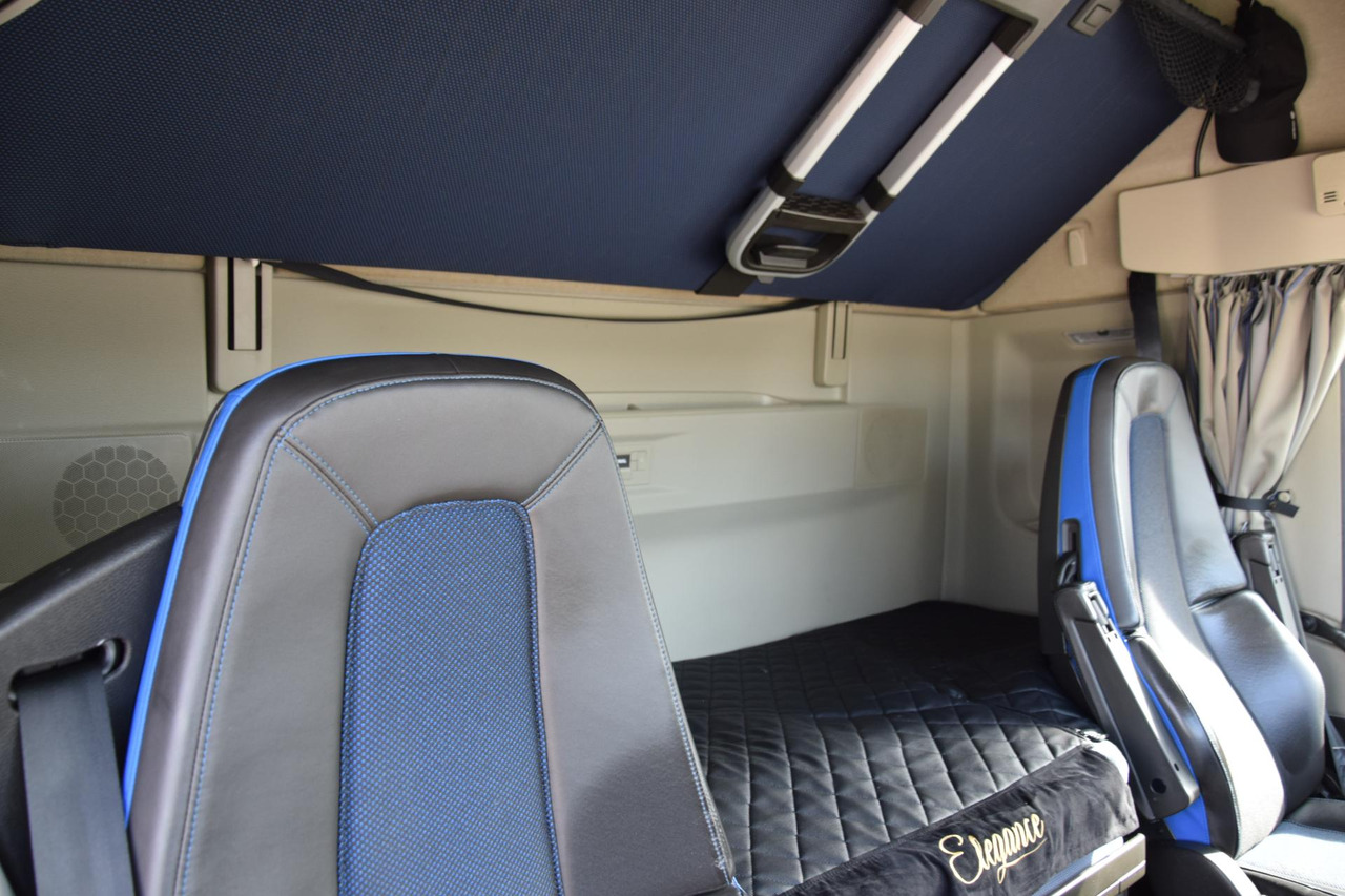 Влекач Volvo FH 540 Globetrotter XL Retarder: снимка 13