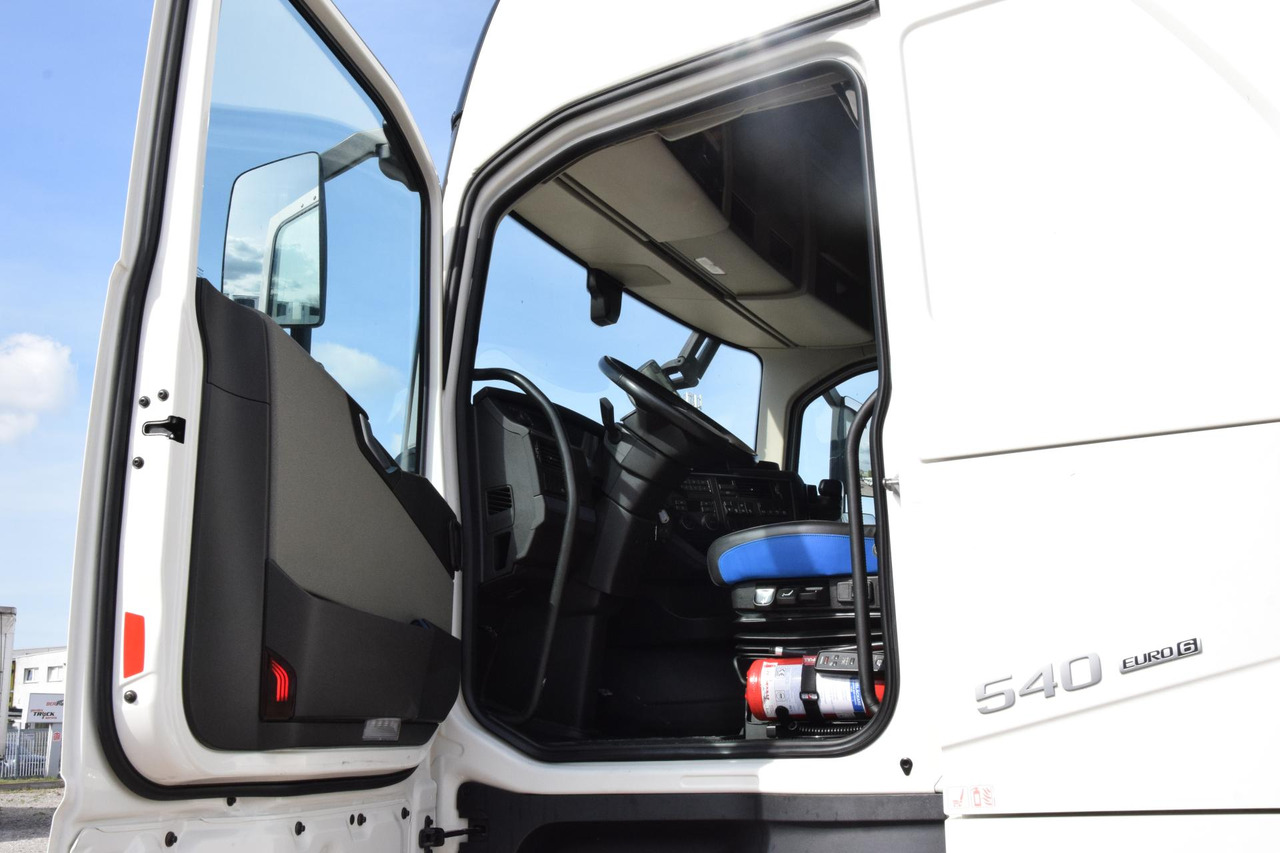 Влекач Volvo FH 540 Globetrotter XL Retarder: снимка 7