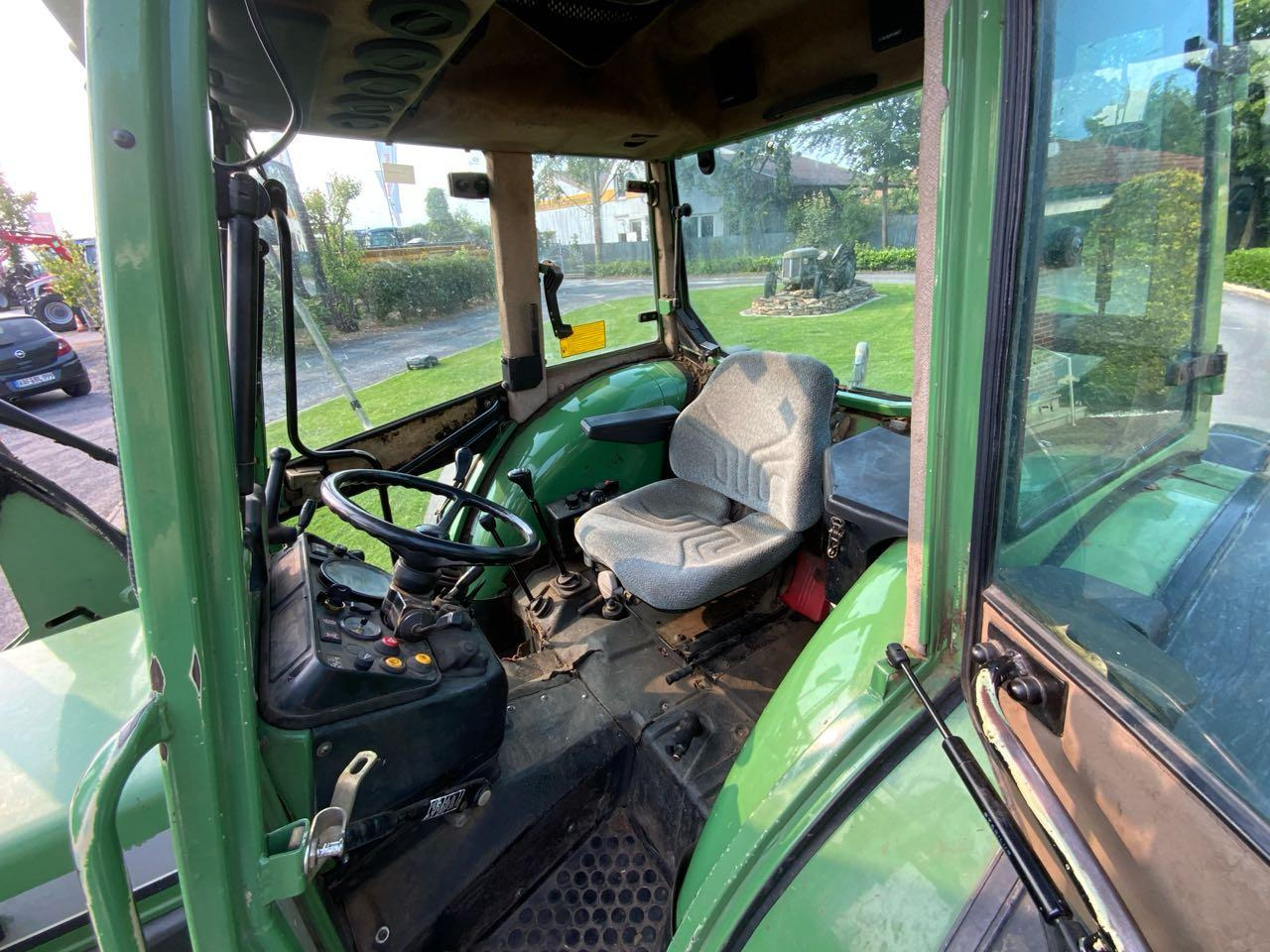 Fendt 275S - Трактор: снимка 4 Fendt 275S - Трактор: снимка 4