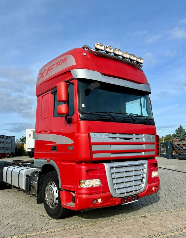 DAF XF105.510 | 6x2 | Pod zabudowę |Os podnoszona i skrętna | Retarder | Webasto | Klimatyzacja - Шаси кабина: снимка 2 DAF XF105.510 | 6x2 | Pod zabudowę |Os podnoszona i skrętna | Retarder | Webasto | Klimatyzacja - Шаси кабина: снимка 2