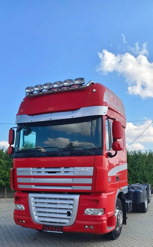 DAF XF510 pod zabudowę – 6x2/ skrętna podnoszona oś/ retarder - Шаси кабина: снимка 5 DAF XF510 pod zabudowę – 6x2/ skrętna podnoszona oś/ retarder - Шаси кабина: снимка 5