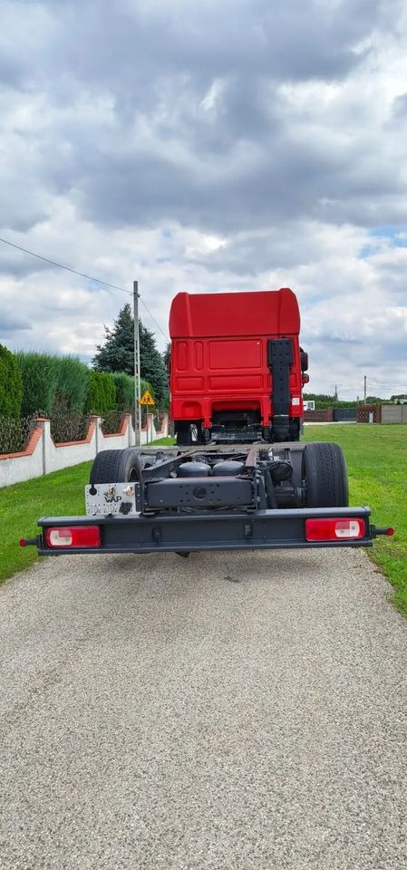 DAF XF510 pod zabudowę – 6x2/ skrętna podnoszona oś/ retarder - Шаси кабина: снимка 5 DAF XF510 pod zabudowę – 6x2/ skrętna podnoszona oś/ retarder - Шаси кабина: снимка 5