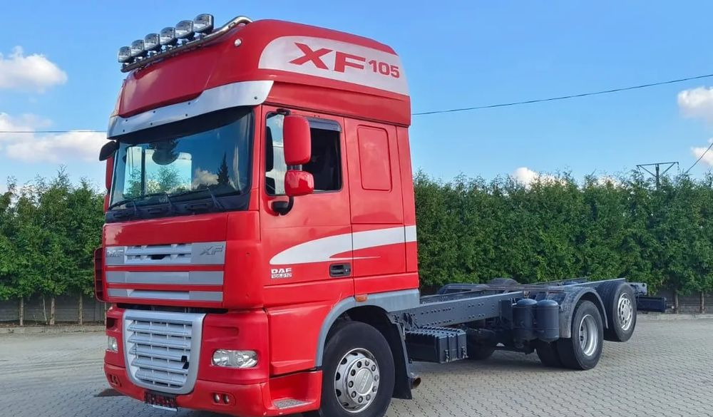 DAF XF510 pod zabudowę – 6x2/ skrętna podnoszona oś/ retarder - Шаси кабина: снимка 1 DAF XF510 pod zabudowę – 6x2/ skrętna podnoszona oś/ retarder - Шаси кабина: снимка 1
