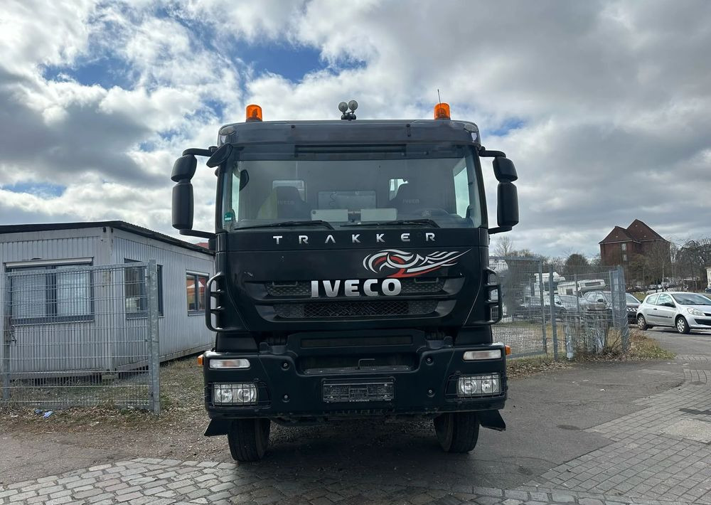 Iveco Trakker 450 | Trójstronna wywrotka | 2008 | 8x4 | Retarder | Bordmatik | Manual | - Самосвал камион: снимка 5 Iveco Trakker 450 | Trójstronna wywrotka | 2008 | 8x4 | Retarder | Bordmatik | Manual | - Самосвал камион: снимка 5