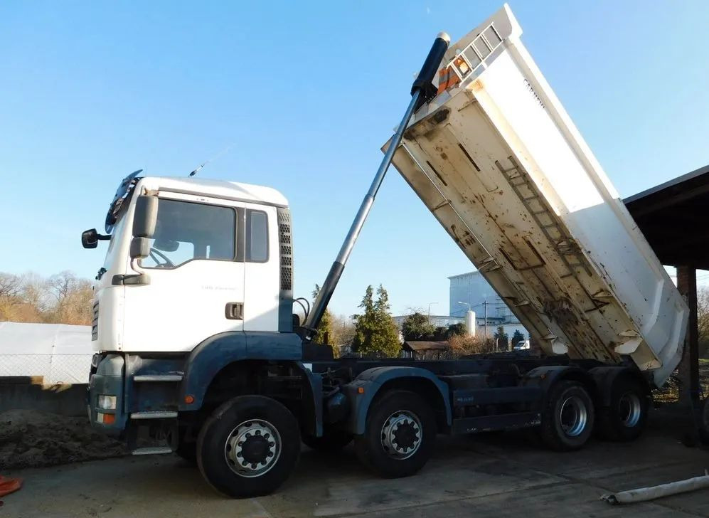 MAN TGA 35.440 8x6 | Carnehl HARDOX | Wywrotka | Euro 4 | Manual - Самосвал камион: снимка 2 MAN TGA 35.440 8x6 | Carnehl HARDOX | Wywrotka | Euro 4 | Manual - Самосвал камион: снимка 2