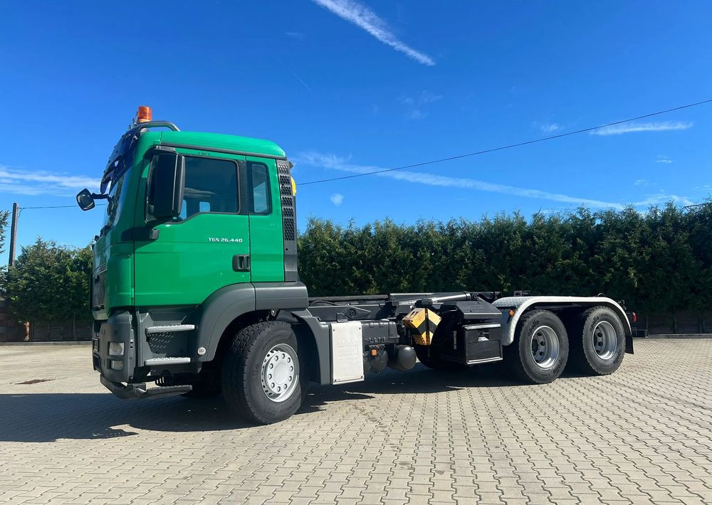 MAN TGS 26.440 | Hakowiec Meiller| 6x4 | 440 KM | przód resor, tył pneumatyczne |Belka ostrzegawcza (koguty) - Мултилифт с кука камион: снимка 3 MAN TGS 26.440 | Hakowiec Meiller| 6x4 | 440 KM | przód resor, tył pneumatyczne |Belka ostrzegawcza (koguty) - Мултилифт с кука камион: снимка 3