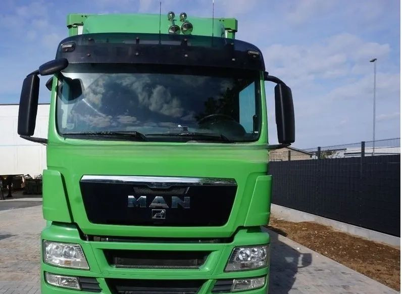 MAN TGS 26.440 ZABUDOWA KABA CAŁA ALUMINIOWA– samochód do transportu zwierząt/koni – 3 pokłady / EURO 5/6X2/PODNOSZONY DACH - За превоз на животни камион: снимка 3 MAN TGS 26.440 ZABUDOWA KABA CAŁA ALUMINIOWA– samochód do transportu zwierząt/koni – 3 pokłady / EURO 5/6X2/PODNOSZONY DACH - За превоз на животни камион: снимка 3