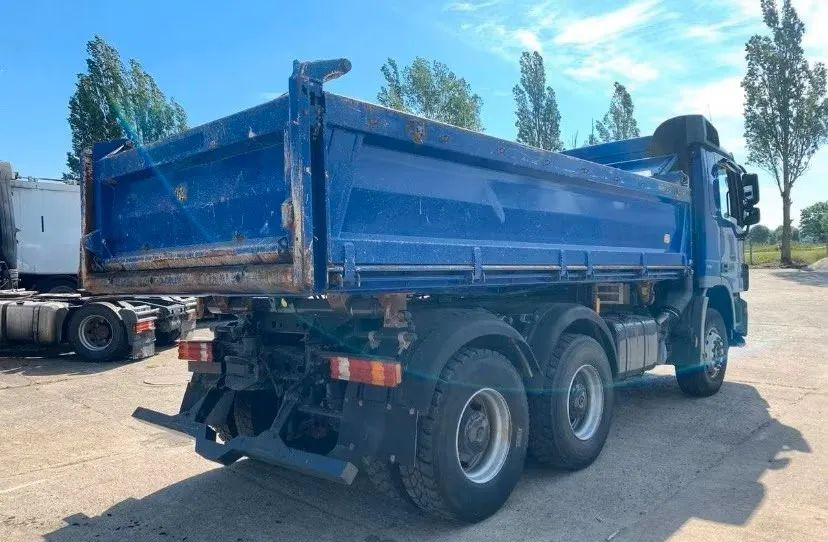 Mercedes-Benz Actros 3344 6x4 / Wywrotka trójstronna Miller / Euro 5 / - Самосвал камион: снимка 3 Mercedes-Benz Actros 3344 6x4 / Wywrotka trójstronna Miller / Euro 5 / - Самосвал камион: снимка 3