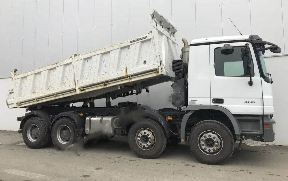 Mercedes-Benz Actros 4141 K 8x4 • 3-stronny wywrot • Bordmatik • Tempomat •Euro4 - Самосвал камион: снимка 3 Mercedes-Benz Actros 4141 K 8x4 • 3-stronny wywrot • Bordmatik • Tempomat •Euro4 - Самосвал камион: снимка 3