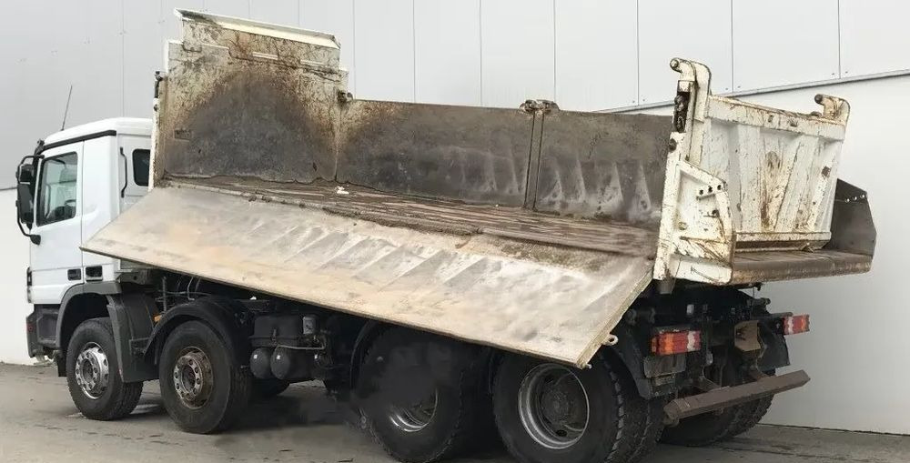 Mercedes-Benz Actros 4141 K 8x4 • 3-stronny wywrot • Bordmatik • Tempomat •Euro4 - Самосвал камион: снимка 2 Mercedes-Benz Actros 4141 K 8x4 • 3-stronny wywrot • Bordmatik • Tempomat •Euro4 - Самосвал камион: снимка 2