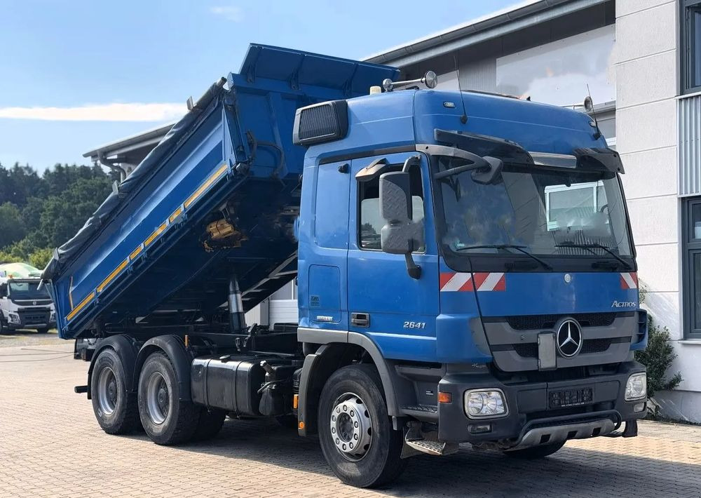 Mercedes-Benz Actros 6x4 / Meiller Trójstronny Wywrot / Bordmatic/ Retarder/ Euro 5/ Klimatyzacja - Самосвал камион: снимка 2 Mercedes-Benz Actros 6x4 / Meiller Trójstronny Wywrot / Bordmatic/ Retarder/ Euro 5/ Klimatyzacja - Самосвал камион: снимка 2