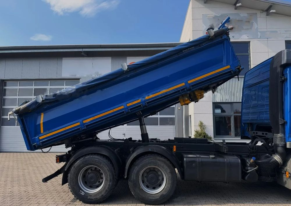 Mercedes-Benz Actros 6x4 / Meiller Trójstronny Wywrot / Bordmatic/ Retarder/ Euro 5/ Klimatyzacja - Самосвал камион: снимка 4 Mercedes-Benz Actros 6x4 / Meiller Trójstronny Wywrot / Bordmatic/ Retarder/ Euro 5/ Klimatyzacja - Самосвал камион: снимка 4