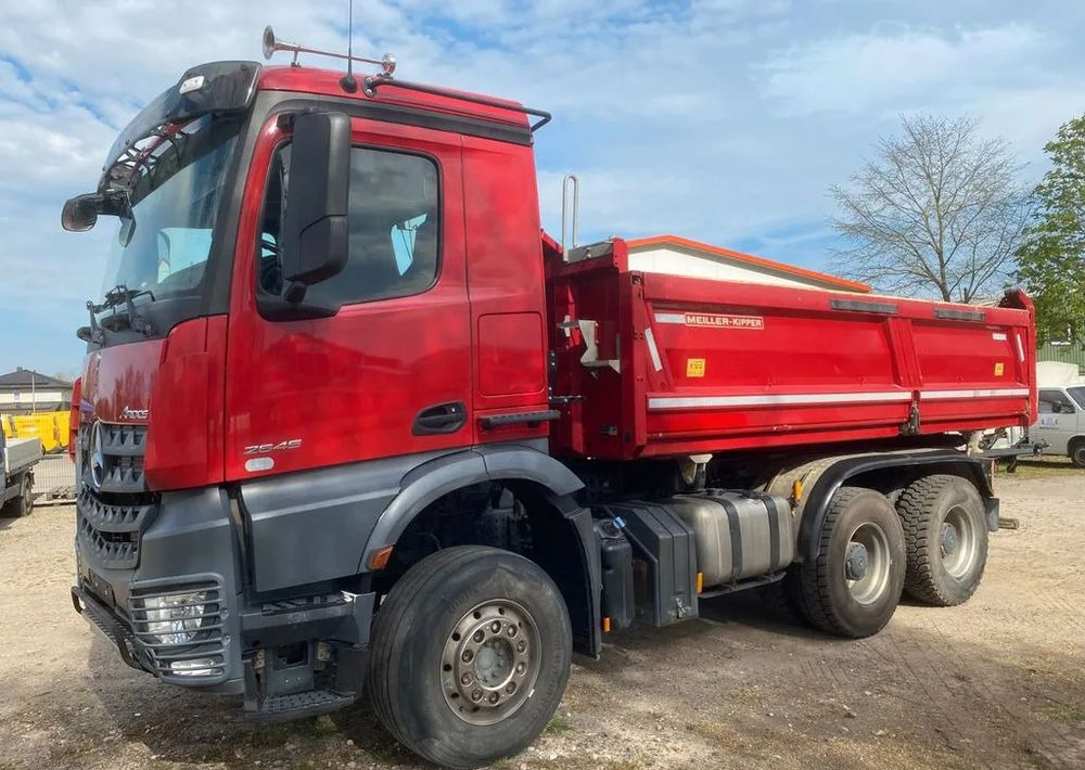 Mercedes-Benz Arocs 2645 K 6x4 | Meiller Bordmatik | Wywrotka trójstronna|449 KM | Euro 6 | - Самосвал камион: снимка 2 Mercedes-Benz Arocs 2645 K 6x4 | Meiller Bordmatik | Wywrotka trójstronna|449 KM | Euro 6 | - Самосвал камион: снимка 2