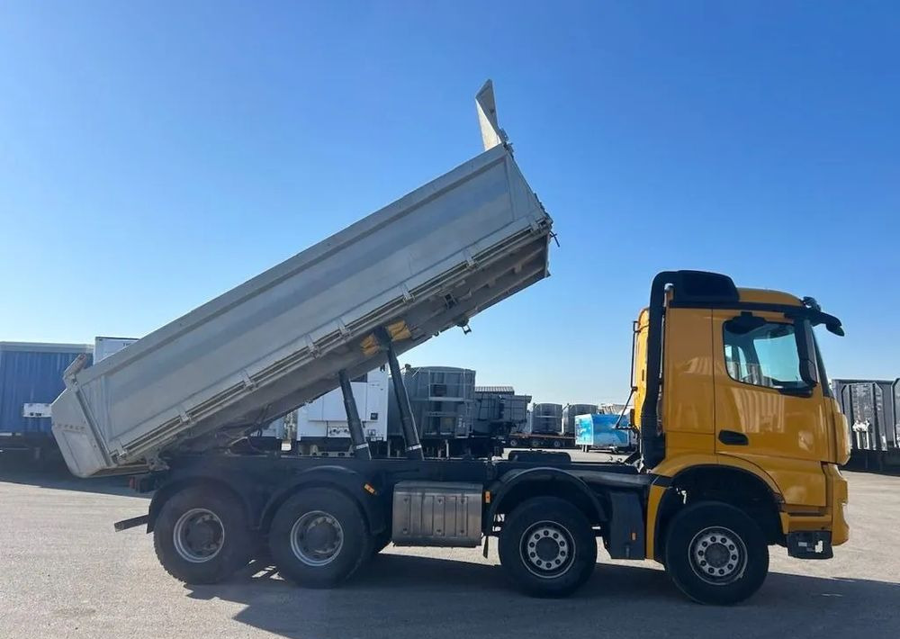 Mercedes-Benz Arocs 4145 8x4 | Meiller Kipper |Wywrotka trójstronna | Bordmatik | 453 KM | Euro 6 | 2018 - Самосвал камион: снимка 3 Mercedes-Benz Arocs 4145 8x4 | Meiller Kipper |Wywrotka trójstronna | Bordmatik | 453 KM | Euro 6 | 2018 - Самосвал камион: снимка 3