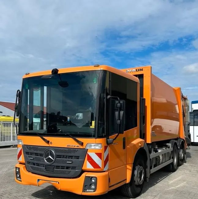 Mercedes-Benz Econic 2630 L Faun Variopress Zöller / 1. właściciel / Euro6 / 6x2 / - Боклукчийска кола: снимка 2 Mercedes-Benz Econic 2630 L Faun Variopress Zöller / 1. właściciel / Euro6 / 6x2 / - Боклукчийска кола: снимка 2