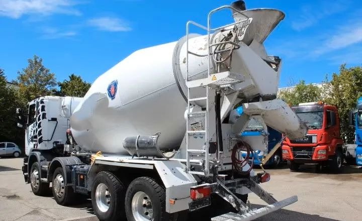 Scania G 410 8x4 – betonowóz Liebherr HTM 904 (9 m³) - Бетоновоз: снимка 3 Scania G 410 8x4 – betonowóz Liebherr HTM 904 (9 m³) - Бетоновоз: снимка 3