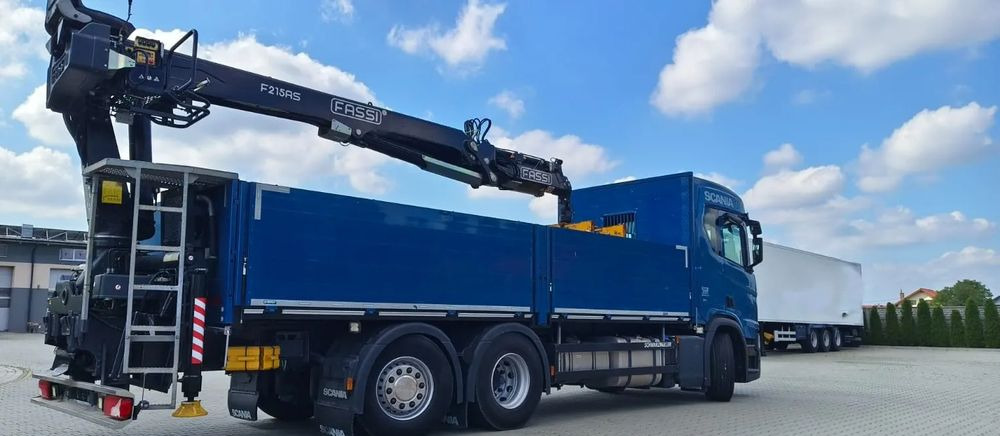 Scania R 500 6x2 z żurawiem Fassi F 215 AS – 2019 – Euro 6 –Retarder -Oś skrętna - Gotowa do pracy! - Камион с кран, Бордови камион: снимка 5 Scania R 500 6x2 z żurawiem Fassi F 215 AS – 2019 – Euro 6 –Retarder -Oś skrętna - Gotowa do pracy! - Камион с кран, Бордови камион: снимка 5