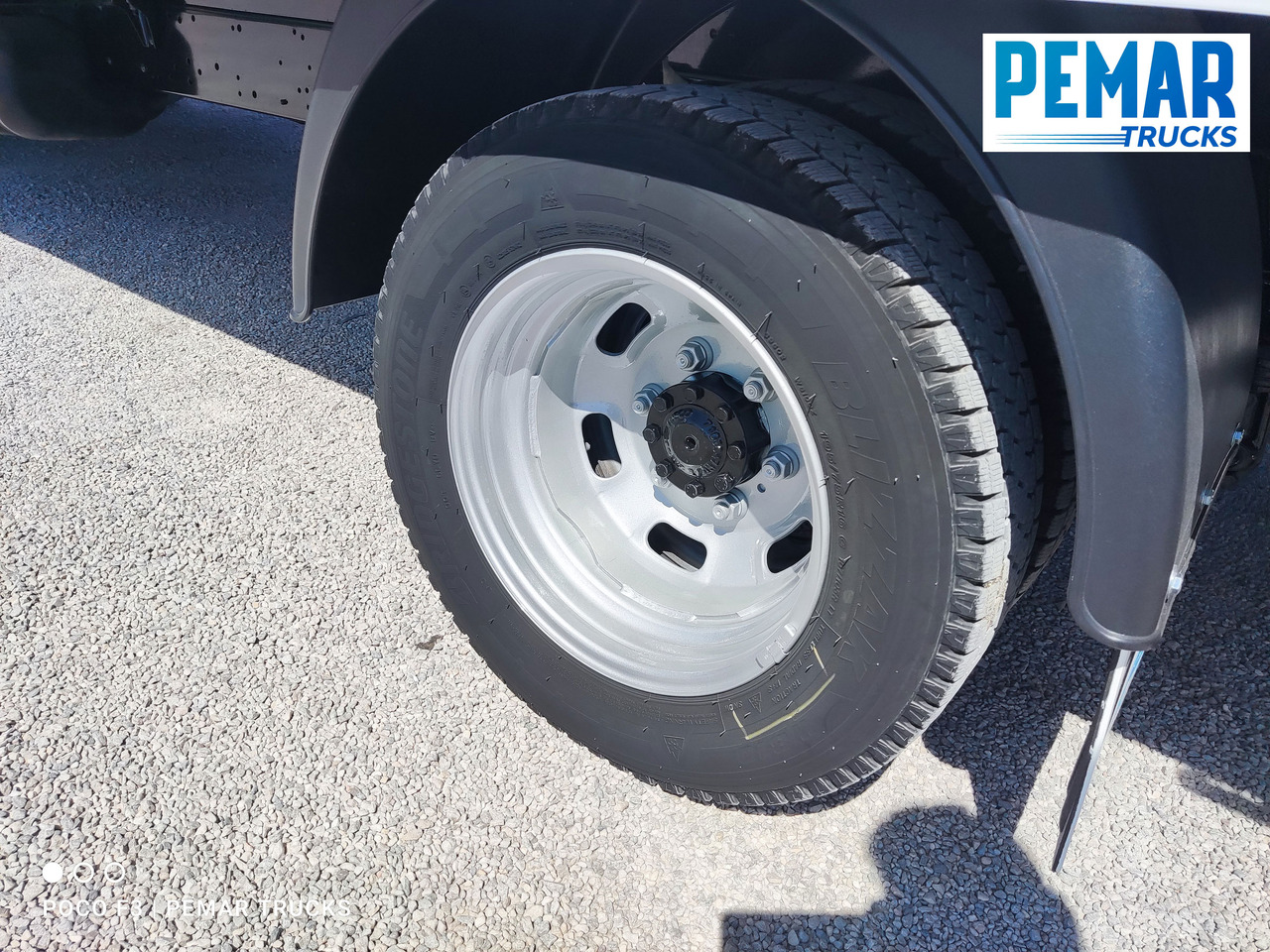 Лекотоварен автомобил фургон IVECO DAILY 35C16 CAJA CERRADA DOBLE RUEDA: снимка 13