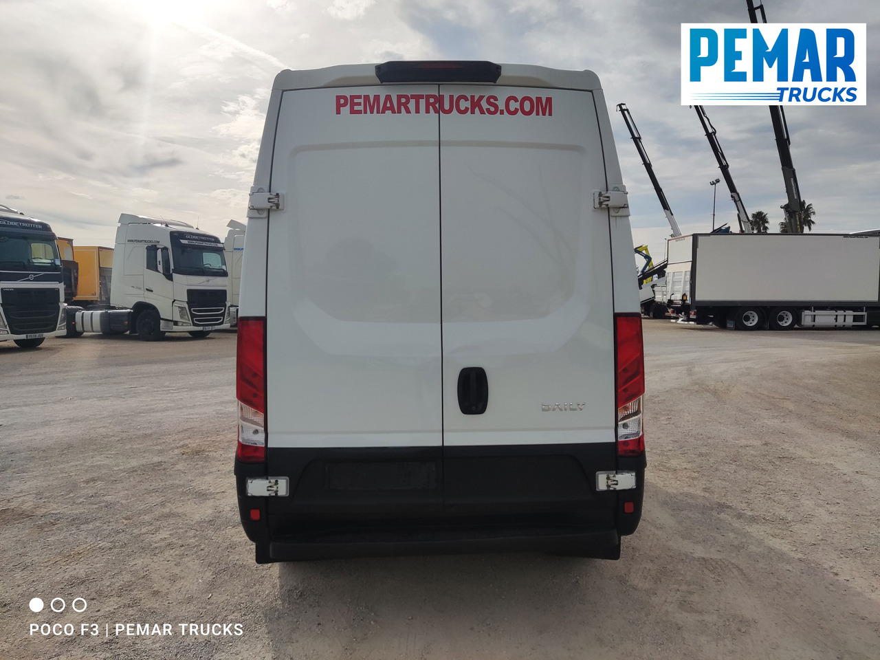 Лекотоварен автомобил фургон IVECO DAILY 35S13 130 CV FURGONETA L2 H3: снимка 8