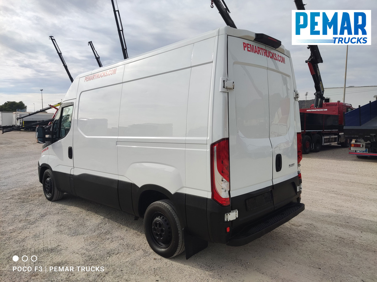 Лекотоварен автомобил фургон IVECO DAILY 35S13 130 CV FURGONETA L2 H3: снимка 9