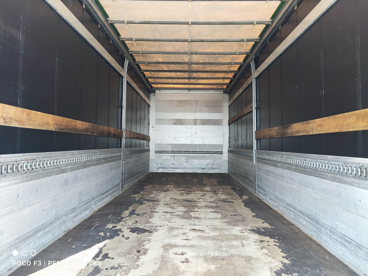 - Брезентова каросерия: снимка 5 - Брезентова каросерия: снимка 5