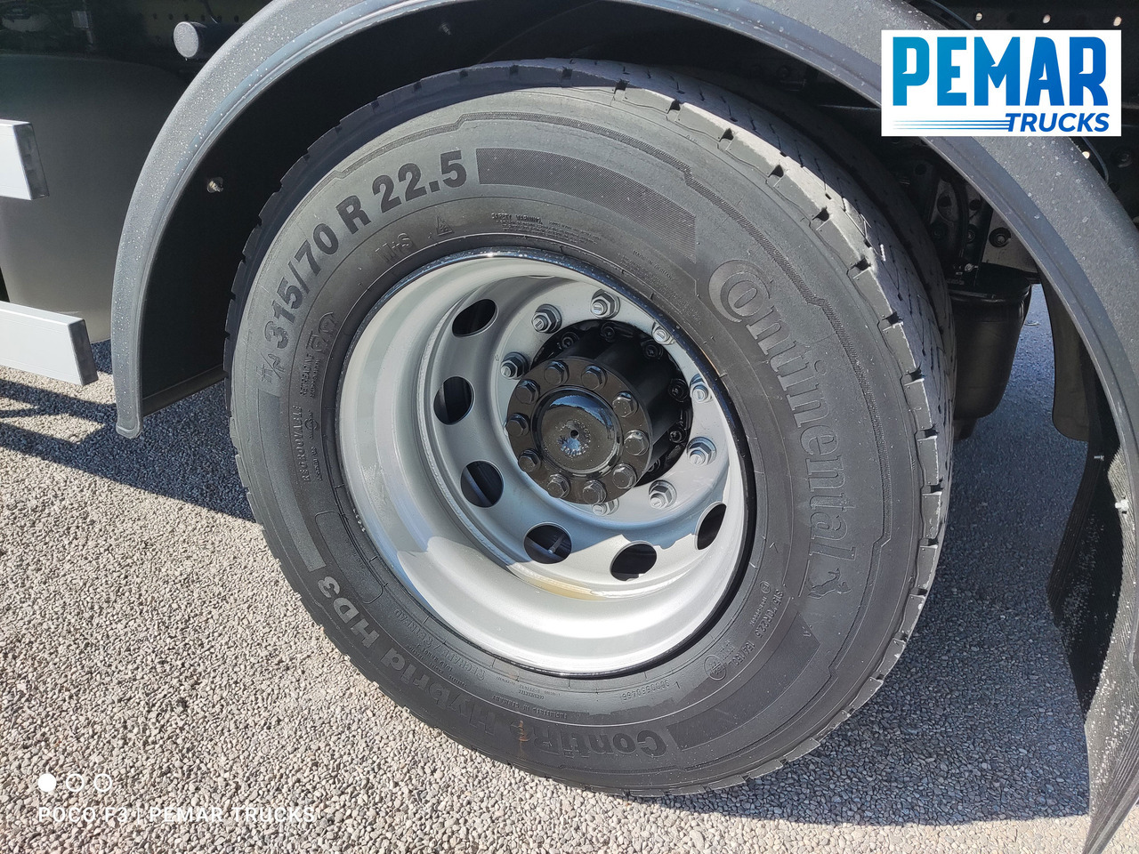 Рефрижератор камион MERCEDES-BENZ MERCEDES BENZ ANTOS 1833 FRIGORIFICO 18T: снимка 18