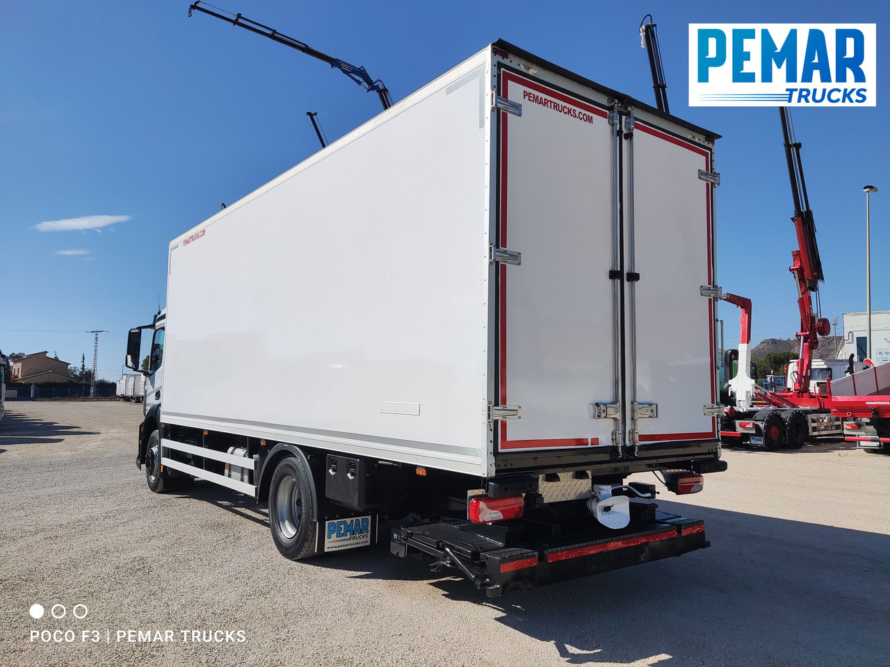 Рефрижератор камион MERCEDES-BENZ MERCEDES BENZ ANTOS 1833 FRIGORIFICO 18T: снимка 7