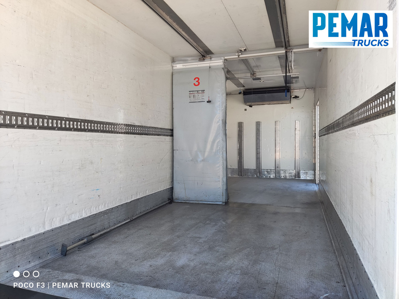 Рефрижератор камион MERCEDES-BENZ MERCEDES BENZ ANTOS 1833 FRIGORIFICO 18T: снимка 14