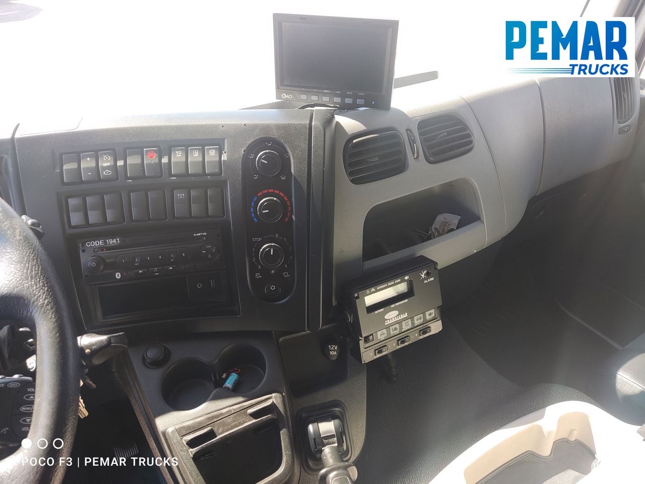 Лизинг на RENAULT D12 210 FRIGORIFICO 12T EURO 6 RENAULT D12 210 FRIGORIFICO 12T EURO 6: снимка 24